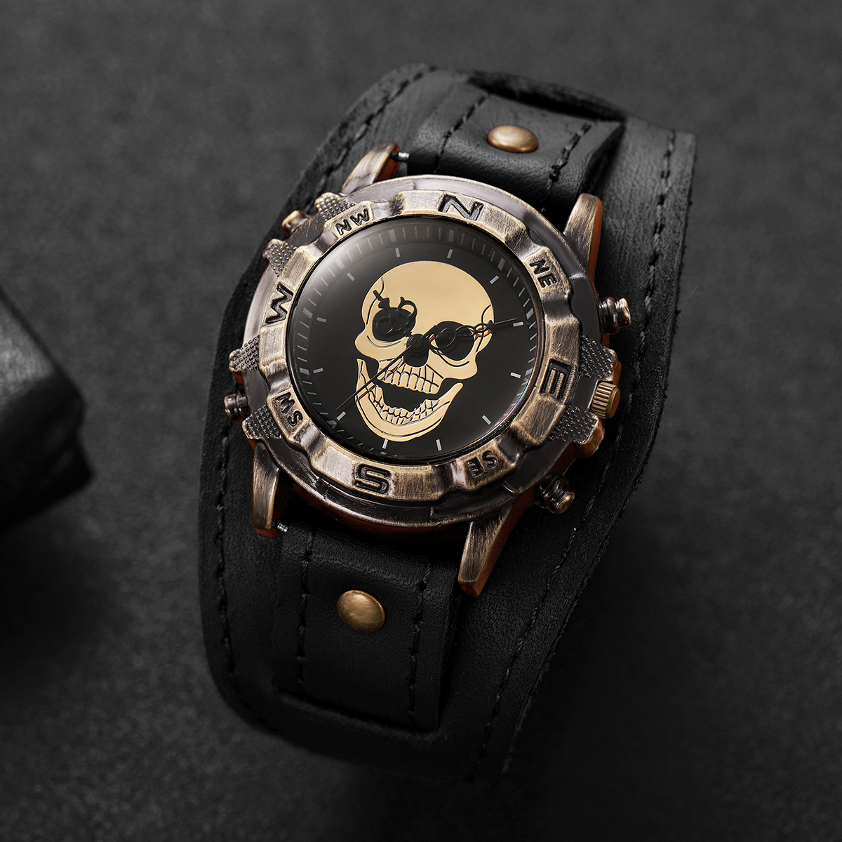 Vintage Skull Men Watch Wide D - Vintage Collectible Watches ulasan dan harga